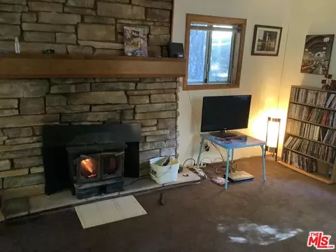 25005 Basel Dr, Crestline, CA 92325 photo 5