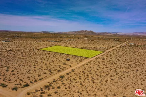0 Via Maria, Landers, CA 92285 photo 11