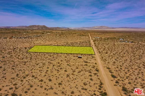 0 Via Maria, Landers, CA 92285 photo 9