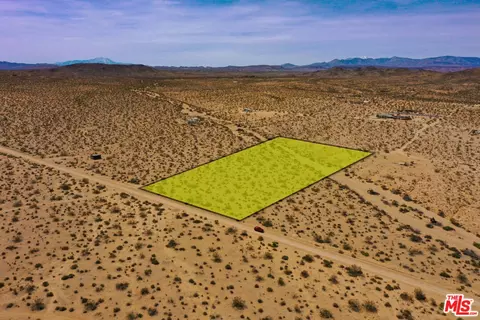 0 Via Maria, Landers, CA 92285 photo 13