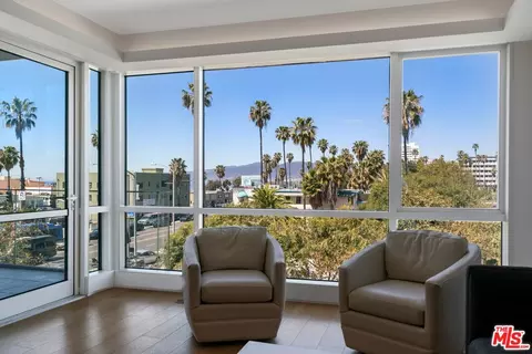 1705 Ocean Ave #302, Santa Monica, CA 90401