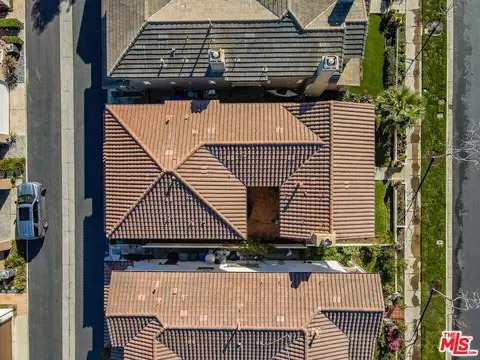 1324 Donegal Way, Oxnard, CA 93035 photo 5