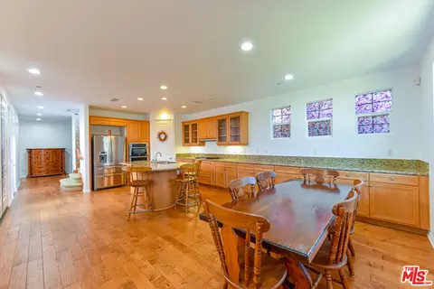 1324 Donegal Way, Oxnard, CA 93035 photo 8