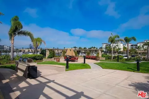 1324 Donegal Way, Oxnard, CA 93035 photo 56