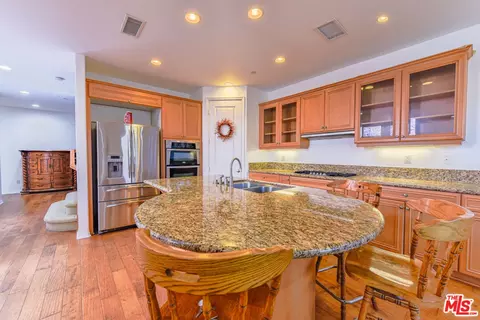 1324 Donegal Way, Oxnard, CA 93035 photo 12