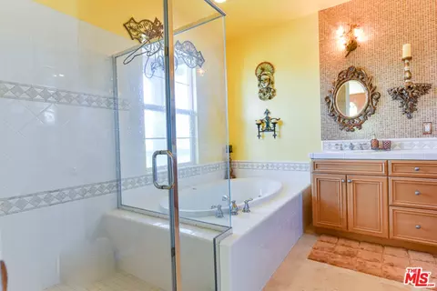 1324 Donegal Way, Oxnard, CA 93035 photo 39
