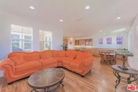 1324 Donegal Way, Oxnard, CA 93035 photo 7