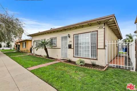 1306 W 83rd St, Los Angeles, CA 90044