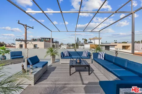 Exterior - 449 28th Ave, Venice, CA 90291 photo 10 of 15
