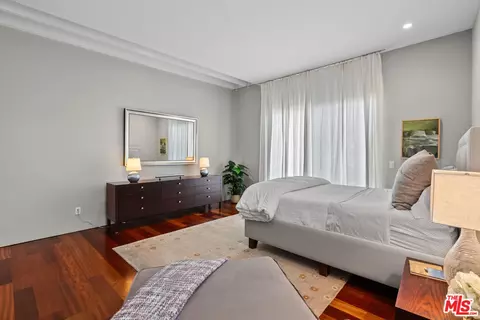 Bedroom - 449 28th Ave, Venice, CA 90291 photo 3 of 13
