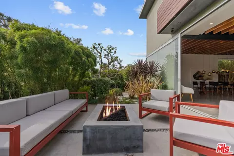 Exterior - 449 28th Ave, Venice, CA 90291 photo 7 of 15