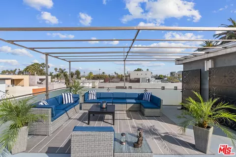 Exterior - 449 28th Ave, Venice, CA 90291 photo 11 of 15