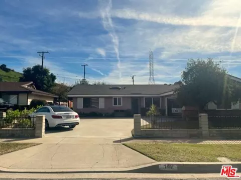 142 W Ronwood St, Glendora, CA 91740