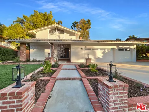 11872 Preston Trails Ave, Porter Ranch, CA 91326