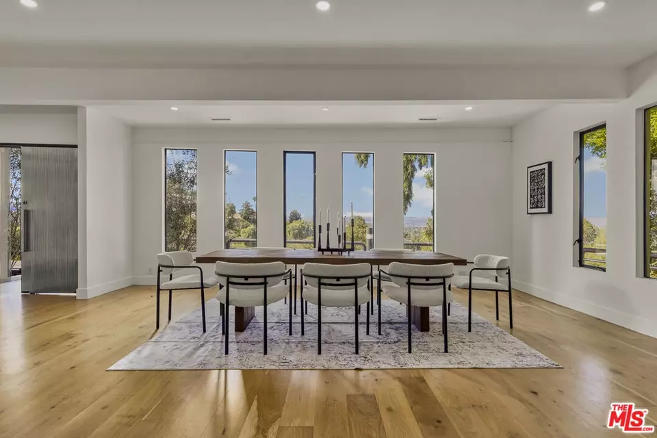 Dining - 4556 Martson Dr, Encino, CA 91316 photo 1 of 4