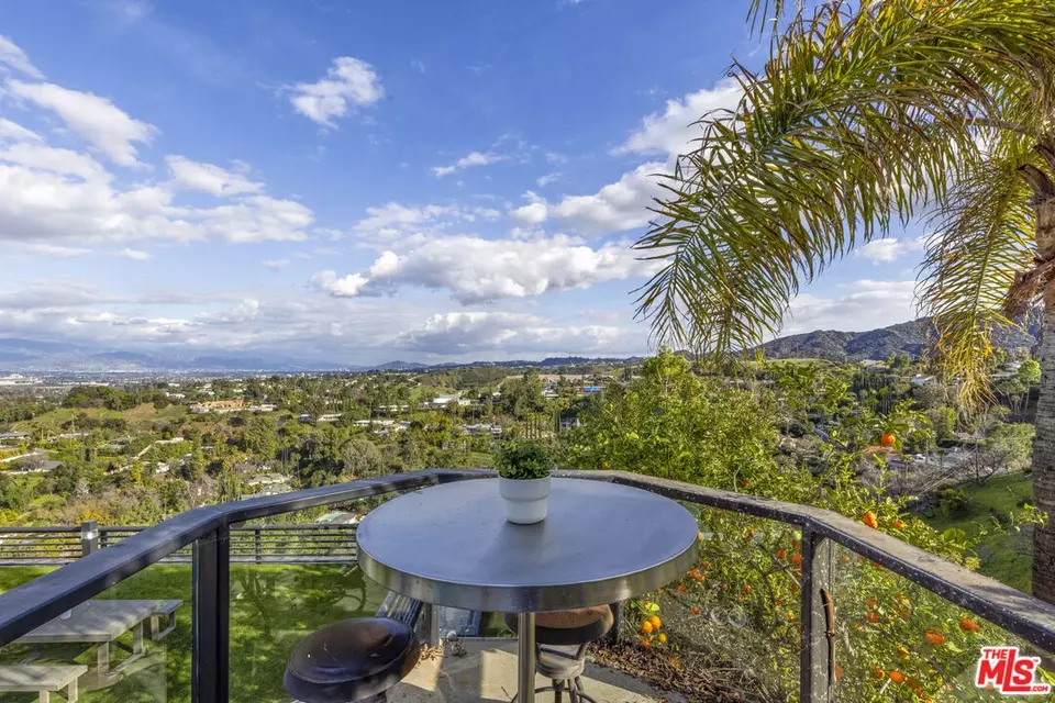 Exterior - 4556 Martson Dr, Encino, CA 91316 photo 9 of 11