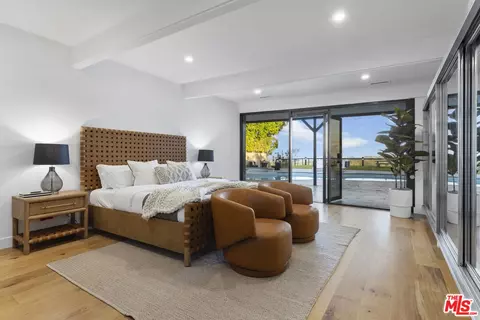 Bedroom - 4556 Martson Dr, Encino, CA 91316 photo 1 of 2