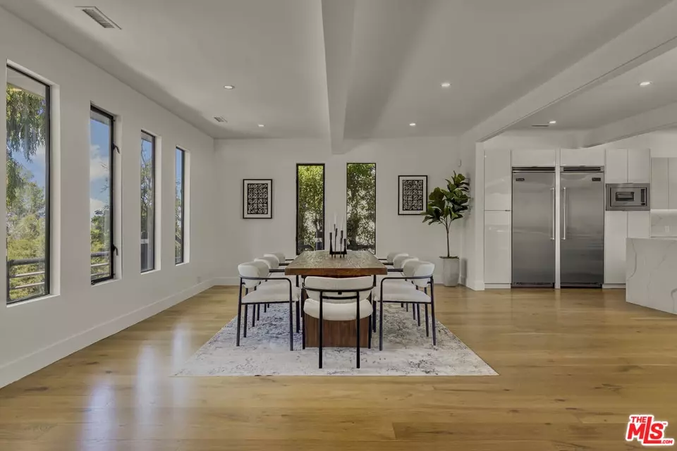 Dining - 4556 Martson Dr, Encino, CA 91316 photo 2 of 4