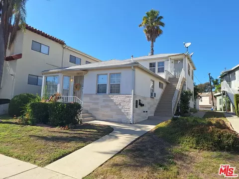 7017 Flight Ave, Los Angeles, CA 90045
