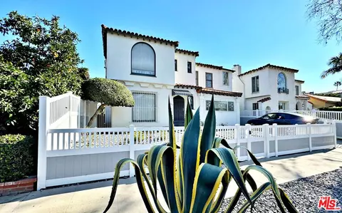 440 N Harper Ave, Los Angeles, CA 90048