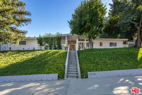 23826 Burbank Blvd, Woodland Hills, CA 91367