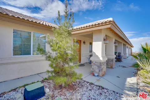 11574 Buena Vista Rd, Pinon Hills, CA 92372