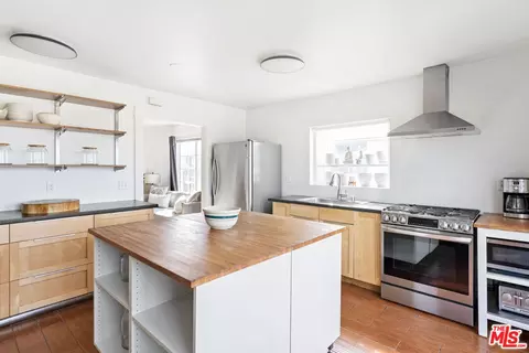 Kitchen - 735 Orme Ave, Los Angeles, CA 90023 photo 3 of 4