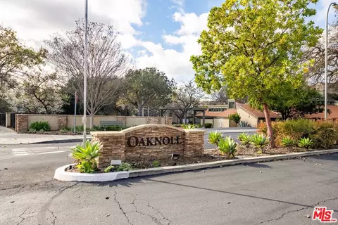 248 Oakleaf Dr #104, Thousand Oaks, CA 91360