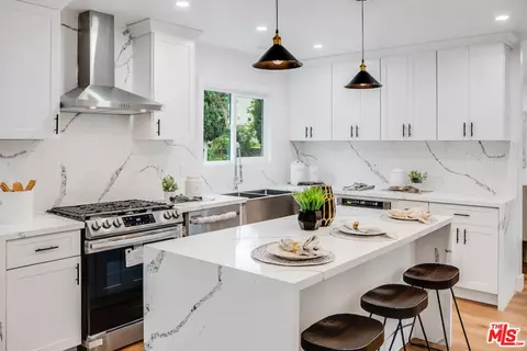 Kitchen - 19322 Nestor Ave, Carson, CA 90746 photo 4 of 4