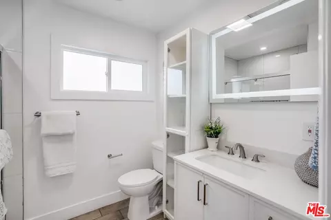 Bath - 19322 Nestor Ave, Carson, CA 90746 photo 3 of 5