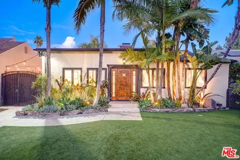 4540 Simpson Ave, Valley Village, CA 91607