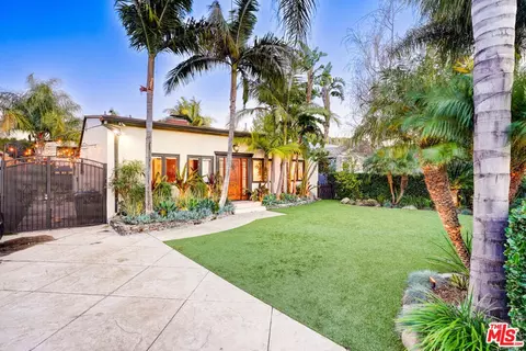 Exterior - 4540 Simpson Ave, Valley Village, CA 91607 photo 2 of 22