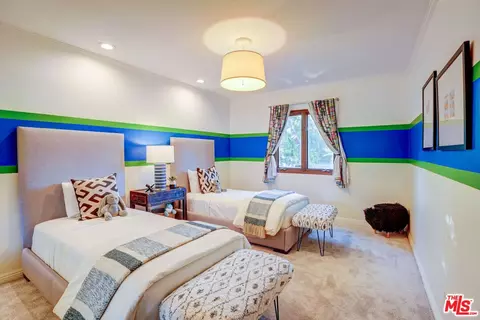 Bedroom - 4540 Simpson Ave, Valley Village, CA 91607 photo 5 of 7