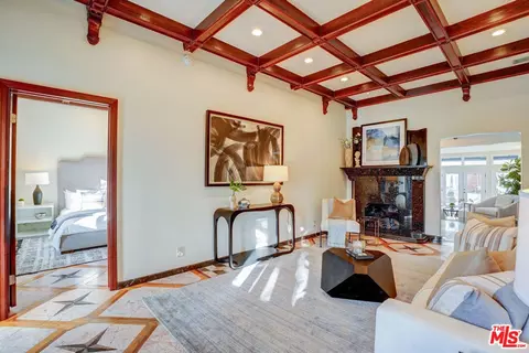 Living - 4540 Simpson Ave, Valley Village, CA 91607 photo 1 of 14