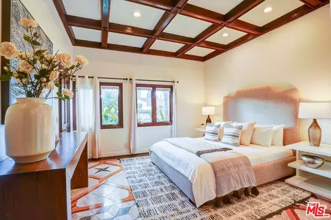 Bedroom - 4540 Simpson Ave, Valley Village, CA 91607 photo 1 of 7