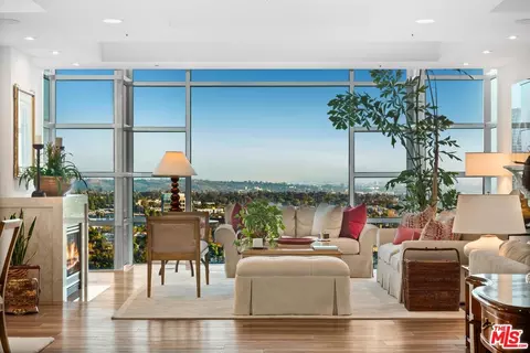 10380 Wilshire Blvd #804, Los Angeles, CA 90024