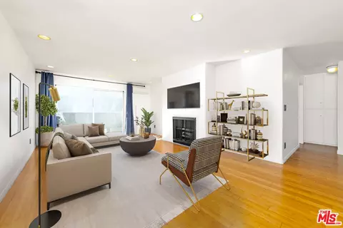1124 N La Cienega Blvd #307, West Hollywood, CA 90069