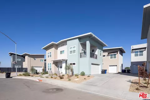 809 Ashwood Ln, Patterson, CA 95363 photo 1