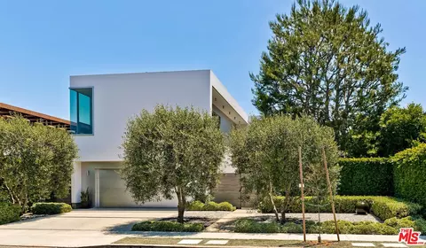 Exterior - 1342 Appleton Way, Venice, CA 90291 photo 2 of 10
