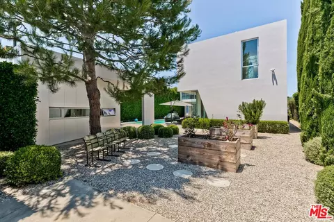 Exterior - 1342 Appleton Way, Venice, CA 90291 photo 10 of 10