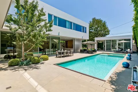Exterior - 1342 Appleton Way, Venice, CA 90291 photo 8 of 10