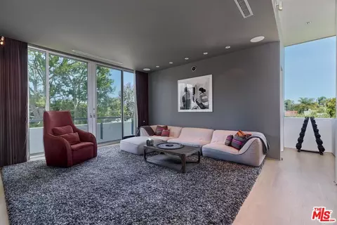 Living - 1342 Appleton Way, Venice, CA 90291 photo 4 of 4