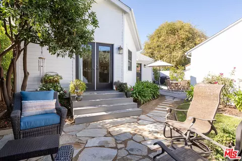 Exterior - 5410 Murietta Ave, Sherman Oaks, CA 91401 photo 5 of 8