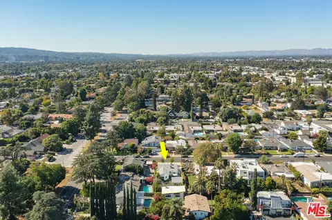 View/Area - 5410 Murietta Ave, Sherman Oaks, CA 91401 photo 4 of 4