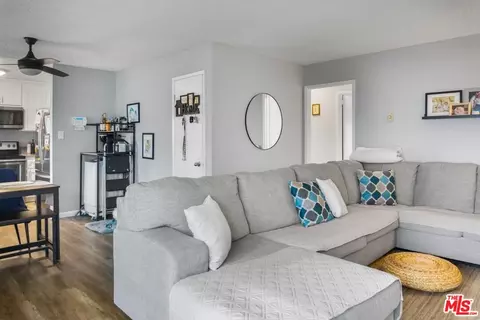 5530 Ackerfield Ave #103, Long Beach, CA 90805