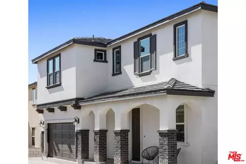 11708 Vanport Ave, Sylmar, CA 91342