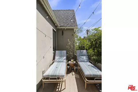 Exterior - 246 Robinson Rd, Pasadena, CA 91104 photo 2 of 16