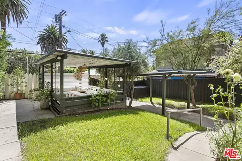 Exterior - 246 Robinson Rd, Pasadena, CA 91104 photo 6 of 16