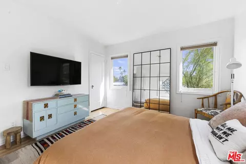 Bedroom - 246 Robinson Rd, Pasadena, CA 91104 photo 3 of 6
