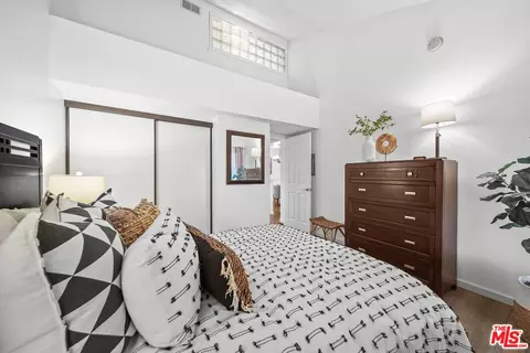 Bedroom - 895 W 34th St #E, Long Beach, CA 90806 photo 4 of 5